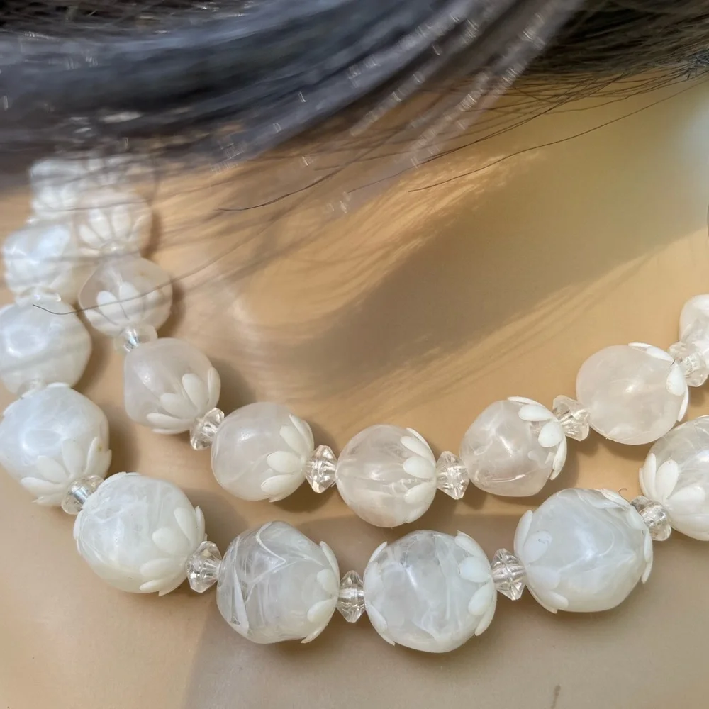 Choker Vintage Fashion Adjustable White Decorative Bead Double Strand Choker - Picture 7 of 9